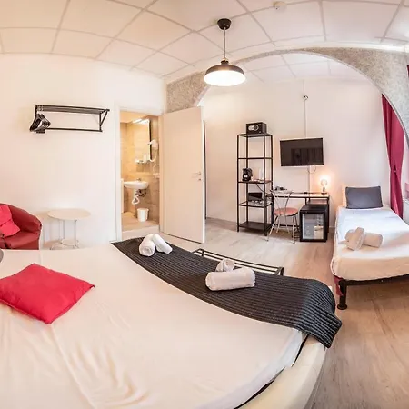 Galleria And Bed & Breakfast